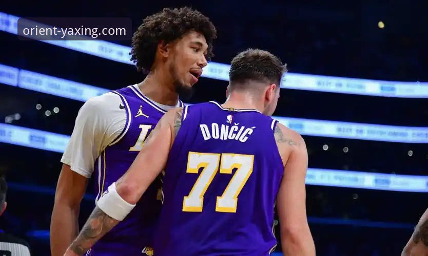 揭秘湖人137-130力克步行者：一场数据盛宴背后的观赛新体验