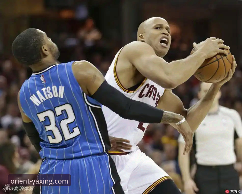 从骑士魔术对攻大战，解析亚星在线娱乐平台观赛的实用技巧